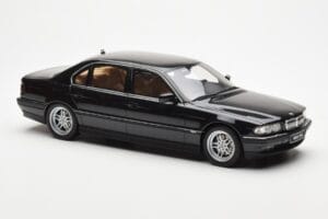 BMW 750iL E38 Negru Otto 1:18 OT609 Rășină - imaginea 4 din 6