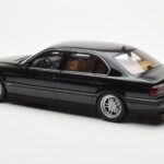 BMW 750iL E38 Negru Otto 1:18 - image 5 of 6