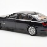 BMW 750Li F02 Facelift Carbon Negru Kyosho 1:18 - image 7 of 8