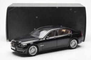 BMW 750Li F02 Facelift Carbon Negru Kyosho 1:18 08784BK Metal - imaginea 8 din 8