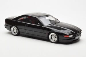 BMW 850 CSi E31 Negru Otto 1:18 OT827 Rășină - imaginea 4 din 6