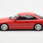 BMW 850 CSi E31 Roșu Otto 1:18 - image 3 of 6