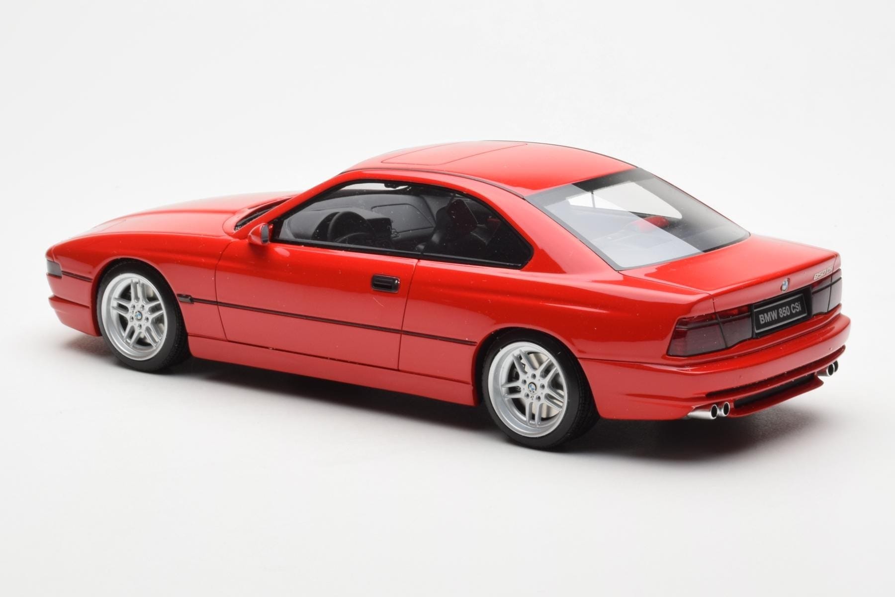 BMW 850 CSi E31 Roșu Otto 1:18 OT158 Rășină - imaginea 5 din 6