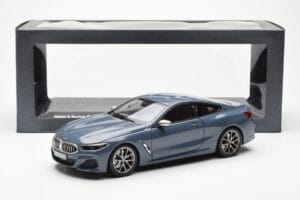 BMW 850i G15 Barcelona Blue Metallic Norev 1:18 80432450995 Metal - imaginea 8 din 8