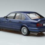 BMW Alpina B10 4.6 E34 Albastru MCG 1:18 MCG18230 Metal - image 5 of 6