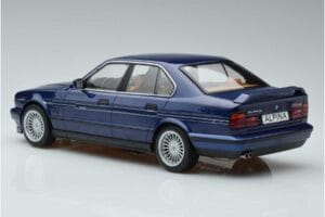 BMW Alpina B10 4.6 E34 Albastru MCG 1:18 MCG18230 Metal - imaginea 5 din 6