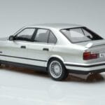 BMW Alpina B10 4.6 E34 Argintiu MCG 1:18 MCG18231 Metal - image 5 of 5
