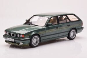 BMW Alpina B10 E34 Touring Verde Închis MCG 1:18 MCG18331