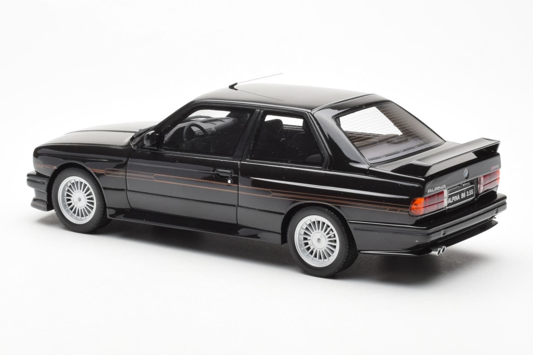 BMW Alpina B6 3.5S M3 E30 Antracit Gri Otto 1:18 OT632 Rășină - imaginea 5 din 6