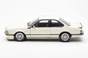 BMW M635 CSi E24 Alb Dealer Edition AUTOart 1:18 80430145829 Metal - imaginea 4 din 8