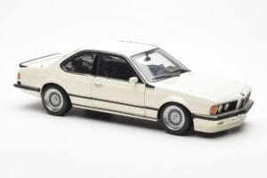 BMW M635 CSi E24 Alb Dealer Edition AUTOart 1:18 80430145829 Metal - imaginea 6 din 8