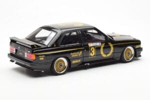 BMW M3 E30 #3 J. Richards Austrian Airlines ATCC 1987 AUTOart 1:18 88745 Metal - imaginea 3 din 8