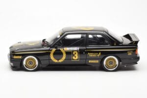 BMW M3 E30 #3 J. Richards Austrian Airlines ATCC 1987 AUTOart 1:18 88745 Metal - imaginea 4 din 8