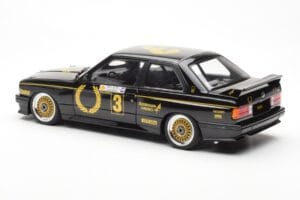 BMW M3 E30 #3 J. Richards Austrian Airlines ATCC 1987 AUTOart 1:18 88745 Metal - imaginea 7 din 8