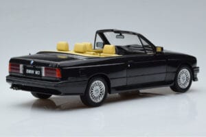 BMW M3 E30 Cabriolet Negru Otto 1:18 OT1012 Rășină - imaginea 2 din 6