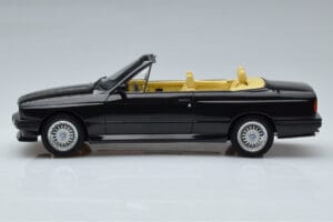 BMW M3 E30 Cabriolet Negru Otto 1:18 OT1012 Rășină - imaginea 3 din 6