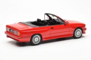 BMW M3 E30 Cabriolet Roșu Otto 1:18 OT077 Rășină - imaginea 2 din 6