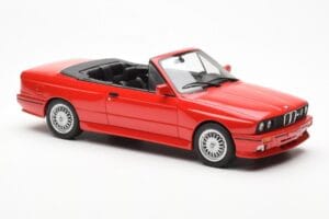 BMW M3 E30 Cabriolet Roșu Otto 1:18 OT077 Rășină - imaginea 4 din 6