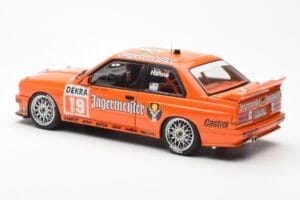 BMW M3 E30 #19 A. Hahne Jägermeister DTM 1992 AUTOart 1:18 89248 Metal - imaginea 7 din 8