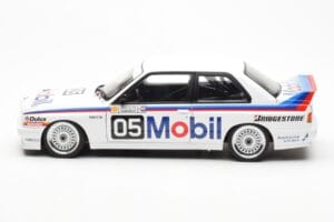 BMW M3 E30 #5 P. Brock Mobil ATCC 1988 AUTOart 1:18 88845 Metal - imaginea 4 din 8