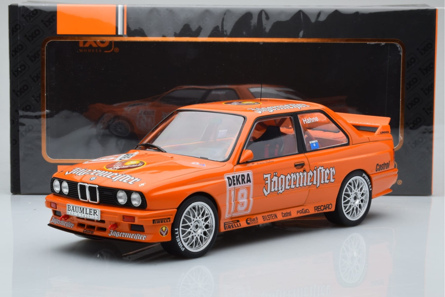 BMW M3 E30 Jagermeister #19 A. Hahne DTM Nurburgring 1992 IXO 1:18 18RMC082A Metal - imaginea 6 din 6
