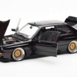 BMW M3 E30 Sport Evolution Negru Custom Wheels AUTOart 1:18 - image 2 of 8