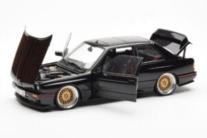 BMW M3 E30 Sport Evolution Negru Custom Wheels AUTOart 1:18 70562 Metal - imaginea 2 din 8