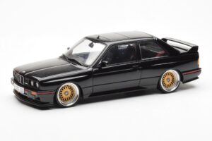 BMW M3 E30 Sport Evolution Negru Custom Wheels AUTOart 1:18