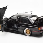 BMW M3 E30 Sport Evolution Negru Custom Wheels AUTOart 1:18 - image 5 of 8