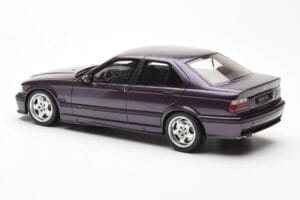 BMW M3 E36 Violet Otto 1:18 OT307 Rășină - imaginea 5 din 6