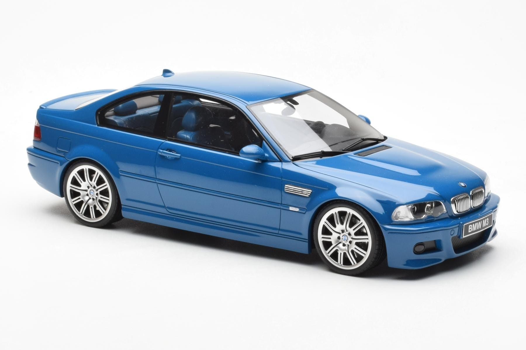 BMW M3 E46 Albastru Otto 1:18 OT790 Rășină - imaginea 4 din 6