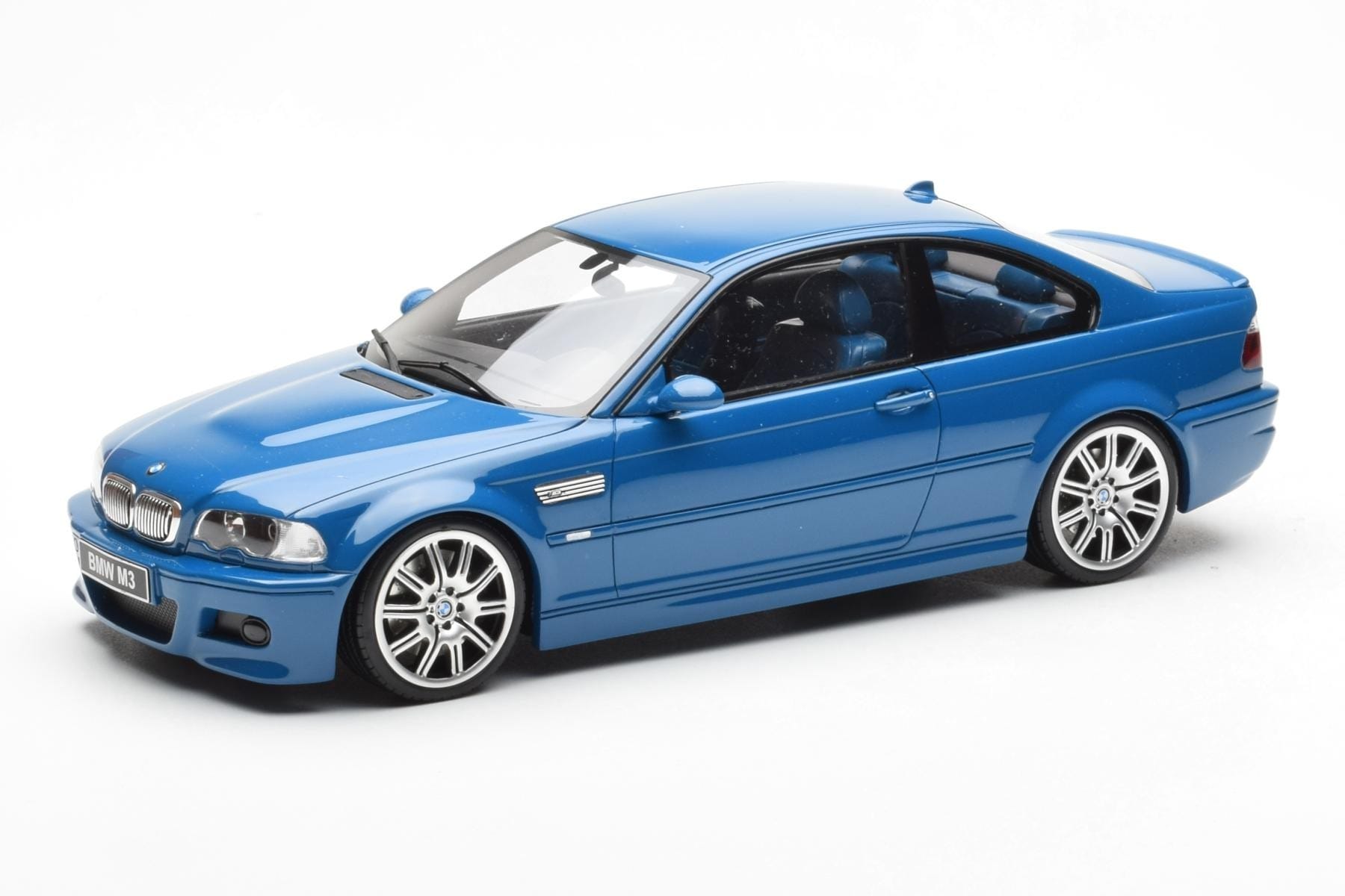 BMW M3 E46 Albastru Otto 1:18 OT790 Rășină