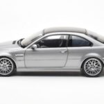BMW M3 E46 CSL Gri Kyosho 1:18 - image 4 of 8