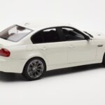 BMW M3 E90 Sedan Alb GT Spirit 1:18 - image 2 of 6