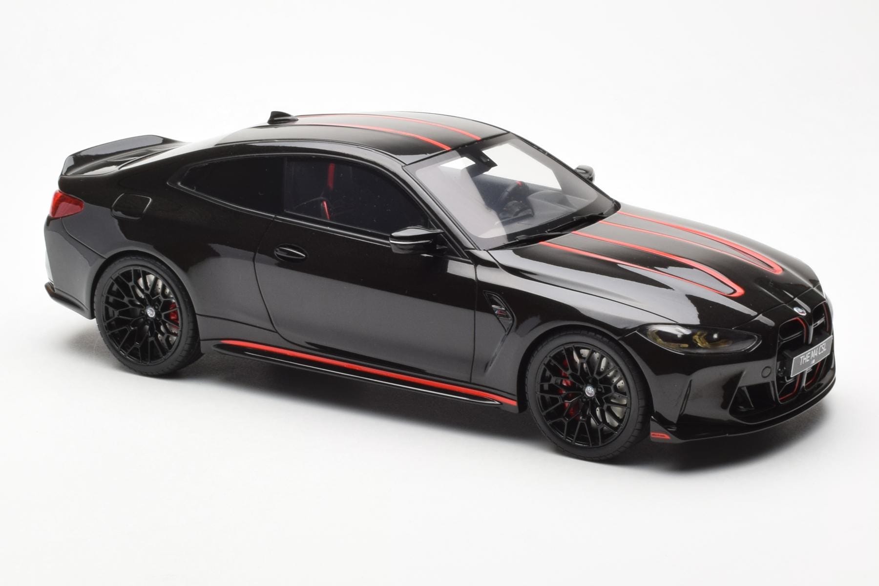 BMW M4 G82 CSL Sapphire Negru GT Spirit 1:18 GT904 Rășină - imaginea 4 din 6