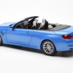 BMW M4 F83 Cabriolet Yas Marina Albastru Paragon 1:18 - image 7 of 8