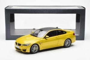 BMW M4 F82 Austin Galben Metallic Paragon 1:18 80432339606 Metal - imaginea 8 din 8