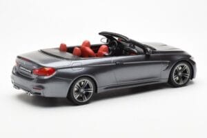 BMW M4 F83 Cabriolet Gri GT Spirit 1:18 GT081 Rășină - imaginea 2 din 6