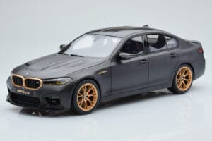 BMW M5 CS F90 Frozen Brands Hatch Gri GT Spirit 1:18
