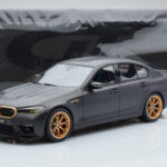 BMW M5 CS F90 Frozen Brands Hatch Gri GT Spirit 1:18 - image 5 of 5