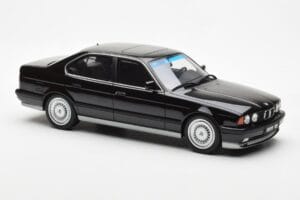 BMW M5 E34 Negru Otto 1:18 OT690 Rășină - imaginea 4 din 6