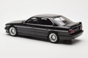 BMW M5 E34 Hartge H5 V12 Diamond Negru Metallic Otto 1:18 OT362 Rășină - imaginea 5 din 6