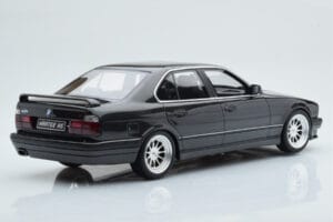 BMW M5 E34 Hartge Negru Otto 1:18 OT362B Rășină - imaginea 5 din 6