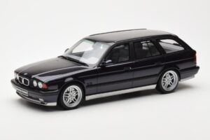 BMW M5 E34 Touring Diamond Negru Otto 1:18 OT198