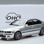 BMW M5 E39 Argintiu Otto 1:18 - image 7 of 7
