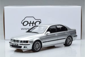 BMW M5 E39 Argintiu Otto 1:18 OT747B Rășină - imaginea 7 din 7