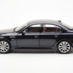 BMW M5 E60 Carbon Negru Kyosho 1:18 - image 4 of 8