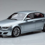 BMW M5 E60 Argintiu Otto 1:18