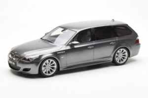 BMW M5 E61 Touring Gri Otto 1:18 OT189