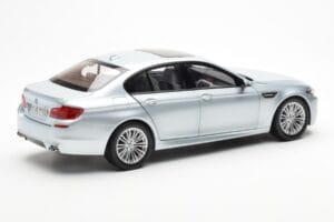 BMW M5 F10 Silverstone Argintiu Paragon 1:18 80432186353 Metal - imaginea 3 din 8